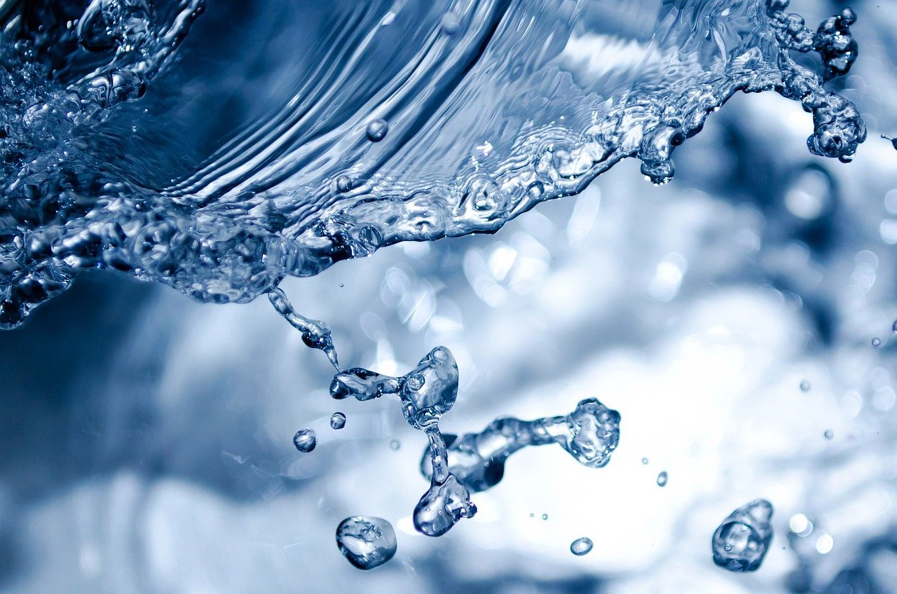 water splashing